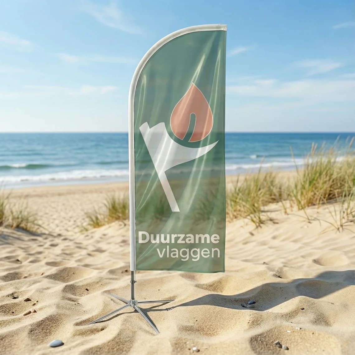 Duurzame straightflag beachvlag op het strand