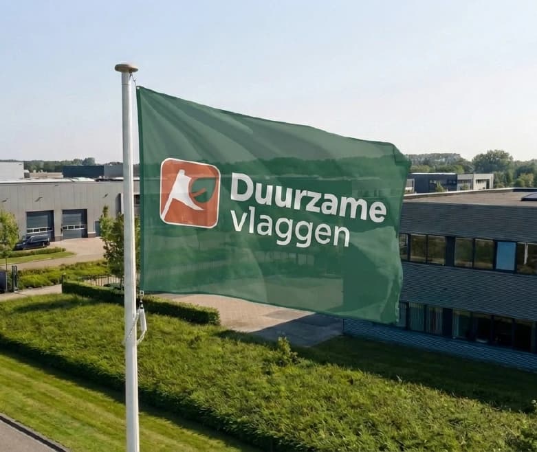 Duurzame mastvlag aan een vlaggenmast